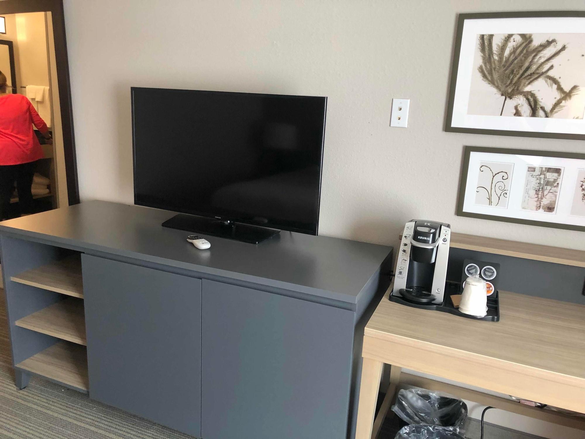 Country Inn & Suites By Radisson, Wichita East, Ks ภายนอก รูปภาพ