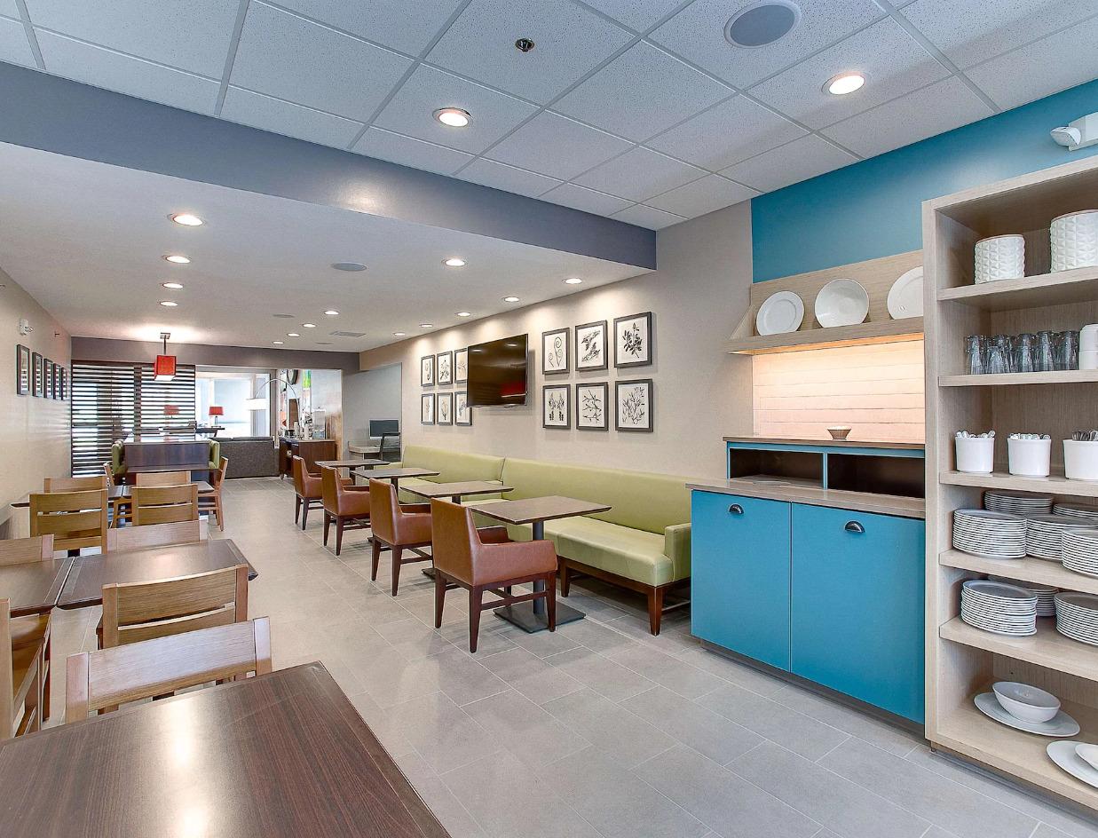 Country Inn & Suites By Radisson, Wichita East, Ks ภายนอก รูปภาพ