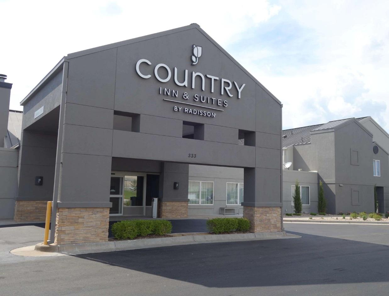 Country Inn & Suites By Radisson, Wichita East, Ks ภายนอก รูปภาพ