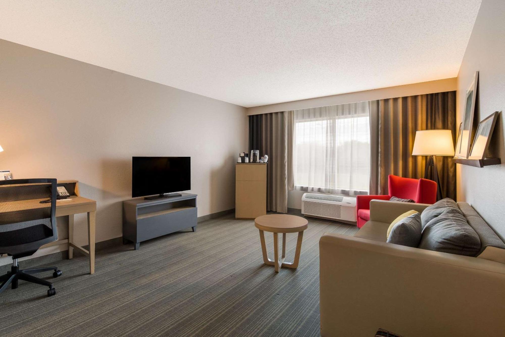Country Inn & Suites By Radisson, Wichita East, Ks ภายนอก รูปภาพ