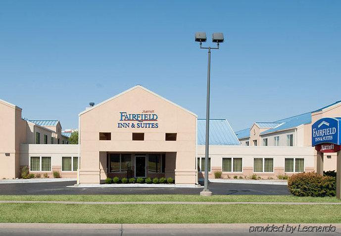 Country Inn & Suites By Radisson, Wichita East, Ks ภายนอก รูปภาพ