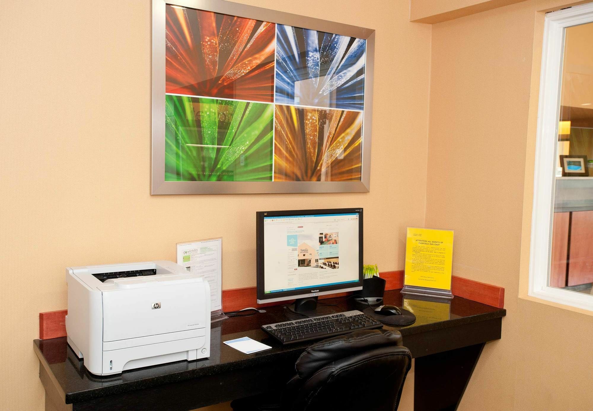 Country Inn & Suites By Radisson, Wichita East, Ks ภายนอก รูปภาพ